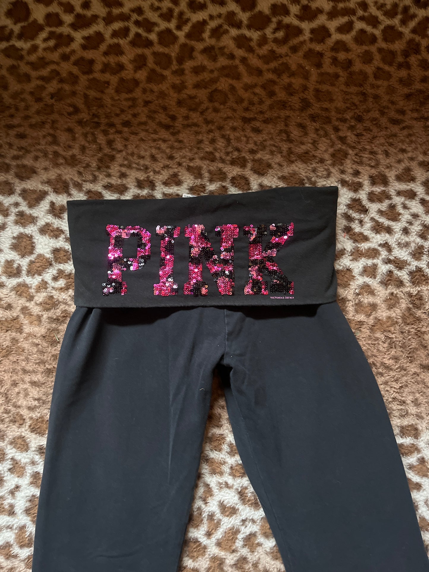 Vintage Victoria’s Secret fold over leggings sequin leopard print