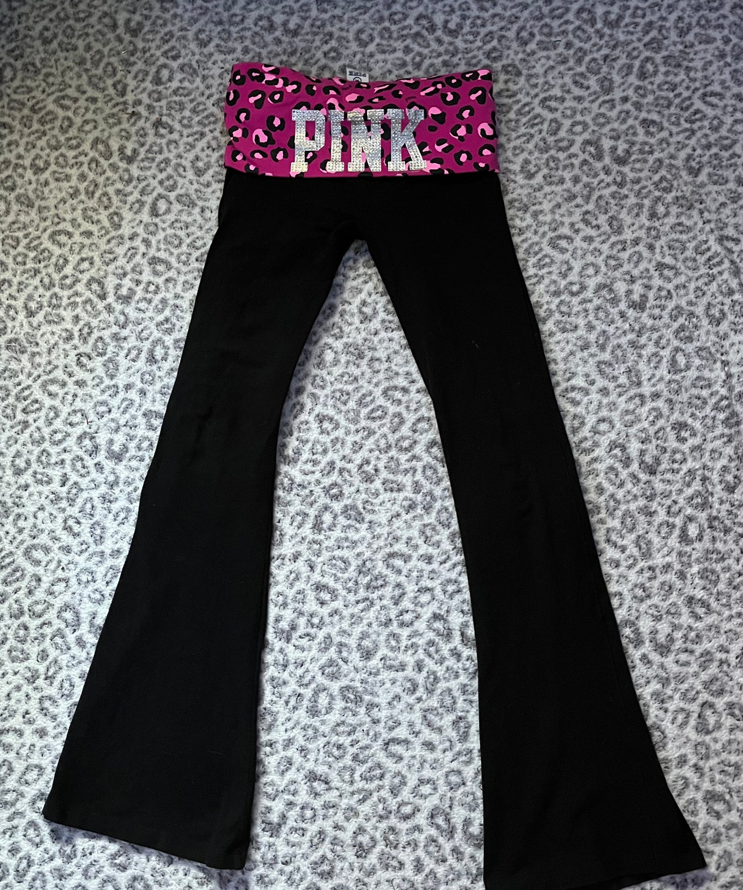 Vintage Victoria Secret PINK foldover leggings flare leopard print