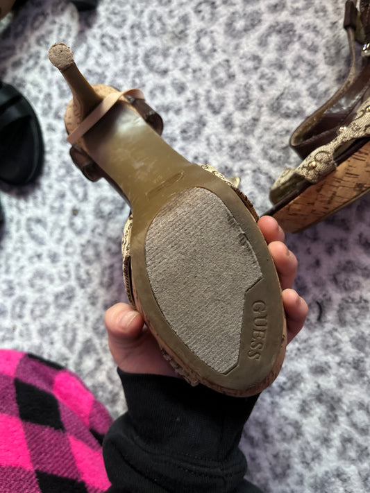Vintage Guess heels brown and tan